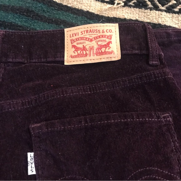 LEVIS classic straight sz 27 dark purple corduroy pants EUC - Picture 2 of 6